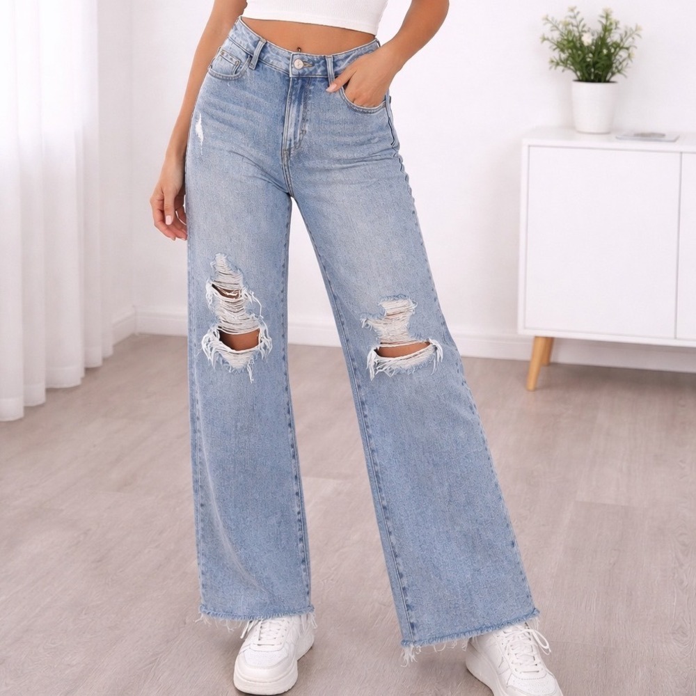 Hidden Jeans Los Angeles Distressed Wide Leg Jeans Light Wash  Size 25
E3